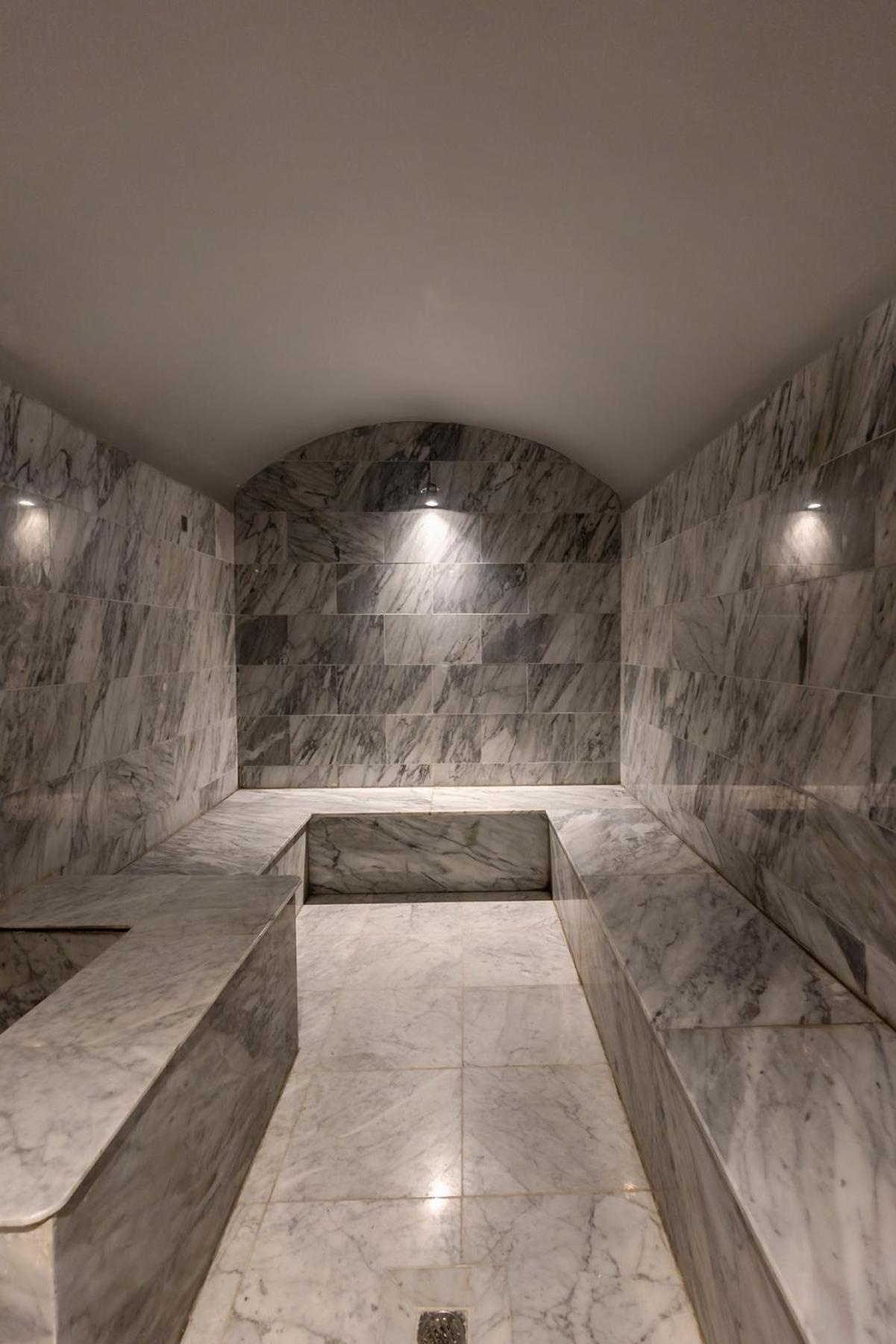 Tui Suneo Kenzi Europa Αγκαντίρ Εξωτερικό φωτογραφία Turkish bath in Istanbul