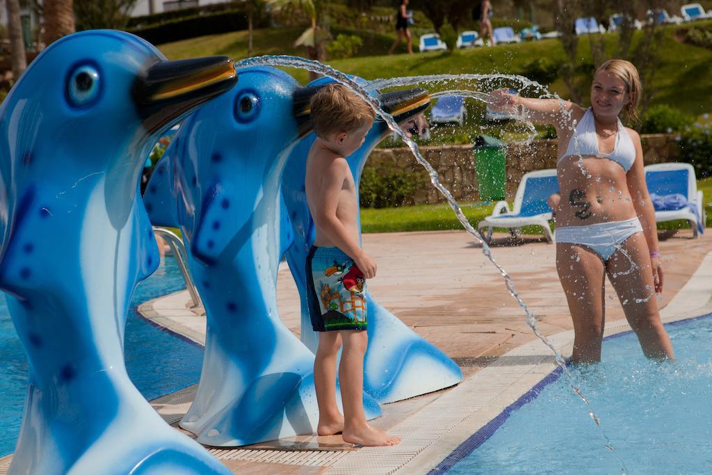 Tui Suneo Kenzi Europa Αγκαντίρ Εξωτερικό φωτογραφία Children playing at the water park